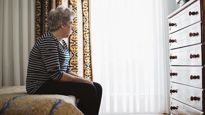 Telediario 1 - La dificultad de adaptarse a la nueva rutina tras la jubilación: "Llega un momento en que la soledad agobia"