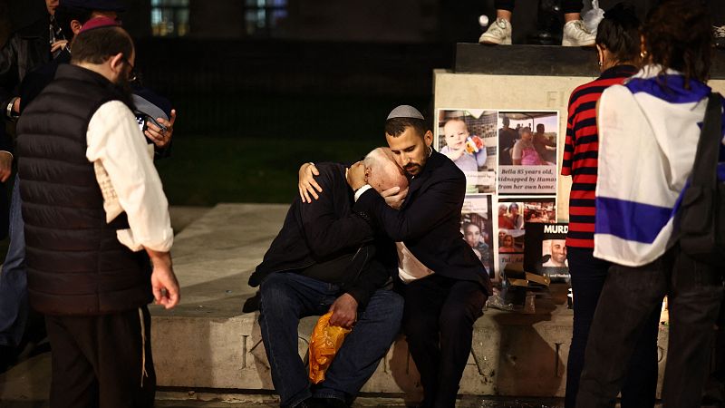 La desesperación e incertidumbre entre los familiares de los secuestrados por Hamás: "Solo quiero que mis padres regresen sanos y salvos"