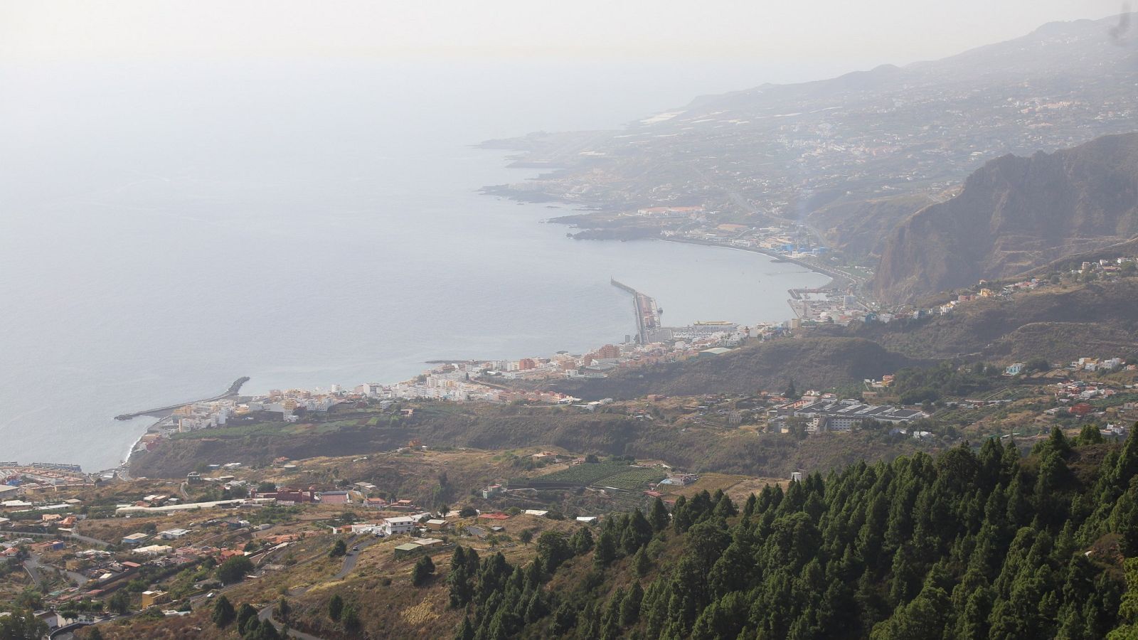 Canarias suspende las clases hasta el lunes por el calor | Ver