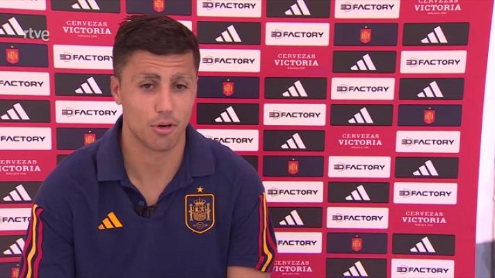 Telediario 1 - Rodrigo Hernández, a TVE: "Hay ganas de revancha ante Escocia".