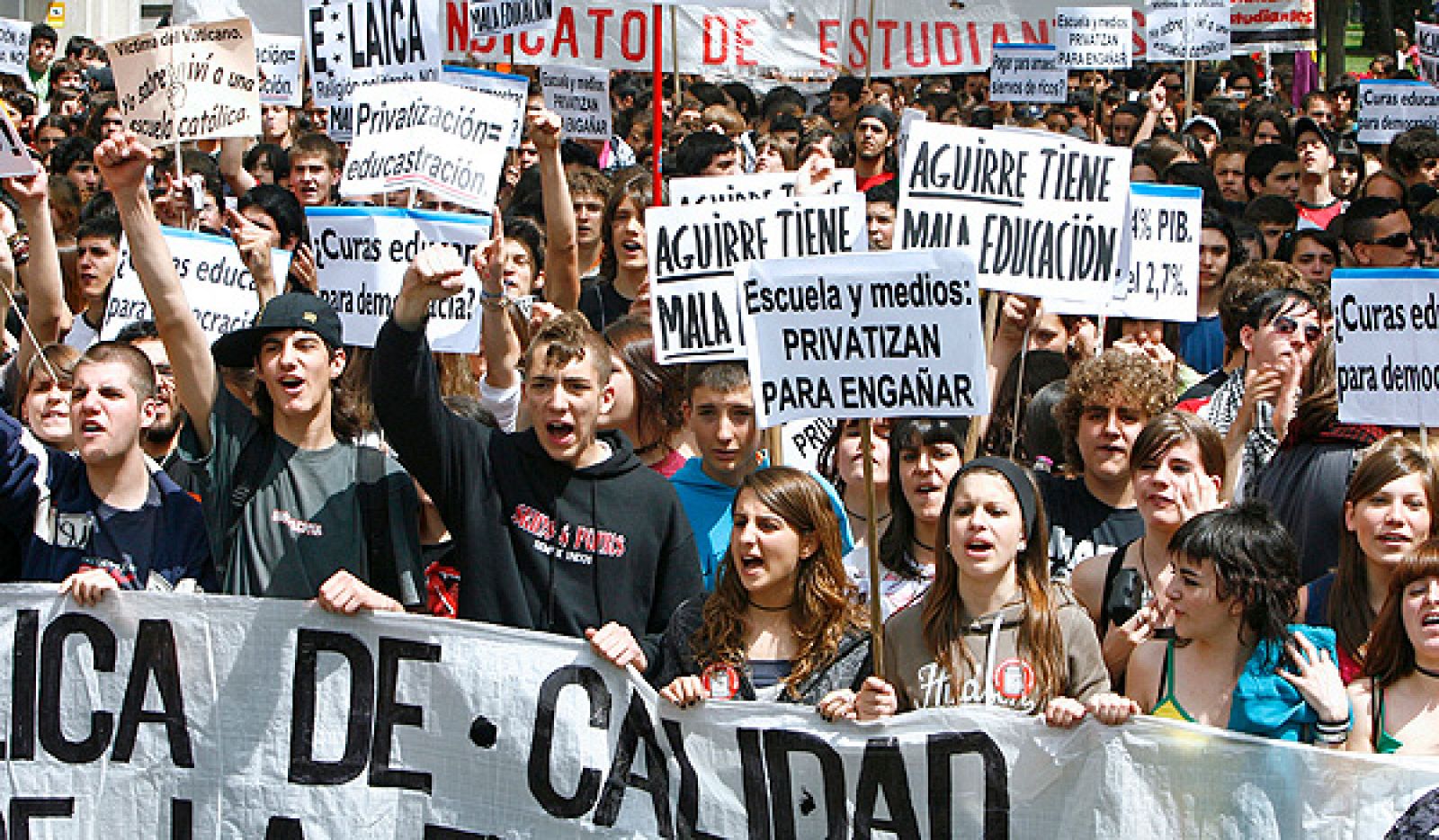 TD1 Nuevas protestas de los universitarios contra el proceso de Bolonia | Ver