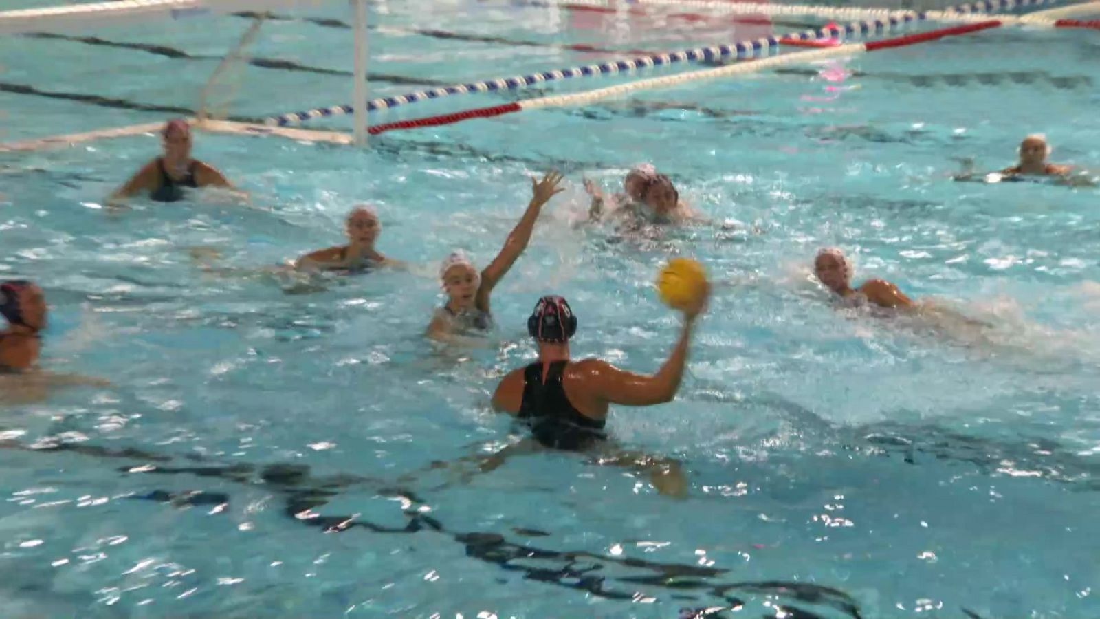 Waterpolo - Supercopa española femenina: Astralpool CN Sabadell - Assolim CN Mataró - ver ahora