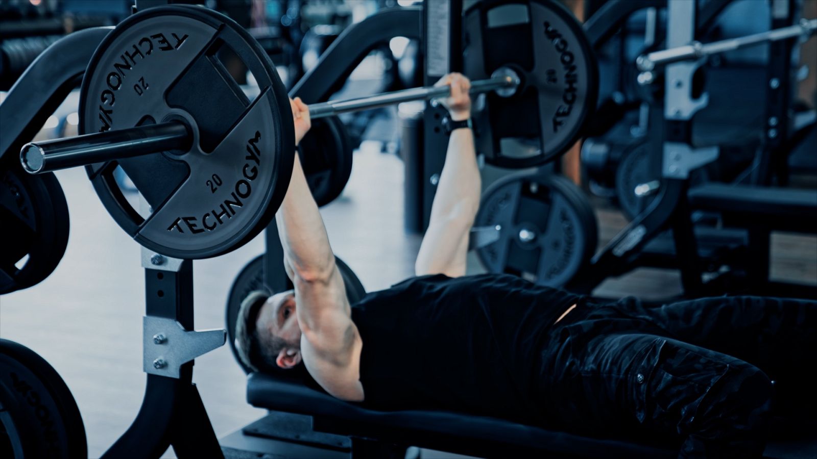 Deportistas - Programa 39: El consumo de anabolizantes en los gimnasios se rejuvenece - ver ahora