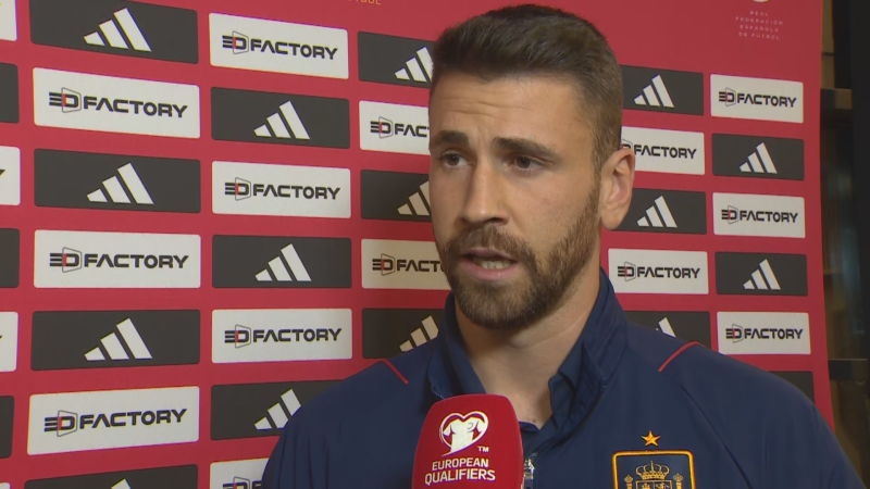 Unai Simón aclara en RTVE la jugada del gol anulado a Escocia: "No era falta, pero no podía salir y era fuera de juego" -- Ver ahora