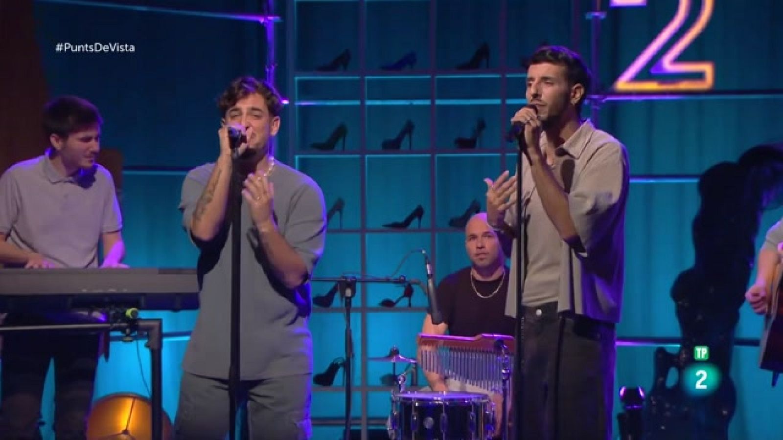 Punts de vista - Paraíso 33 interpreta 'Tsunami' - Veure ara