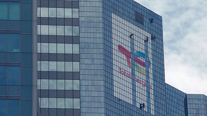 Documentos TV - El lavado de cara ecológico de "Total"