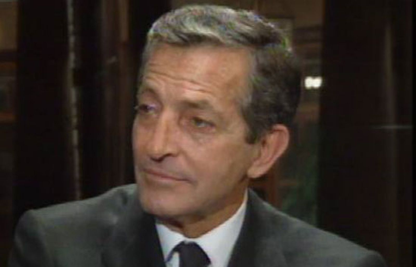 Entrevista al expresidente Adolfo Suárez en 1996 - Premios Princesa de Asturias | Ver