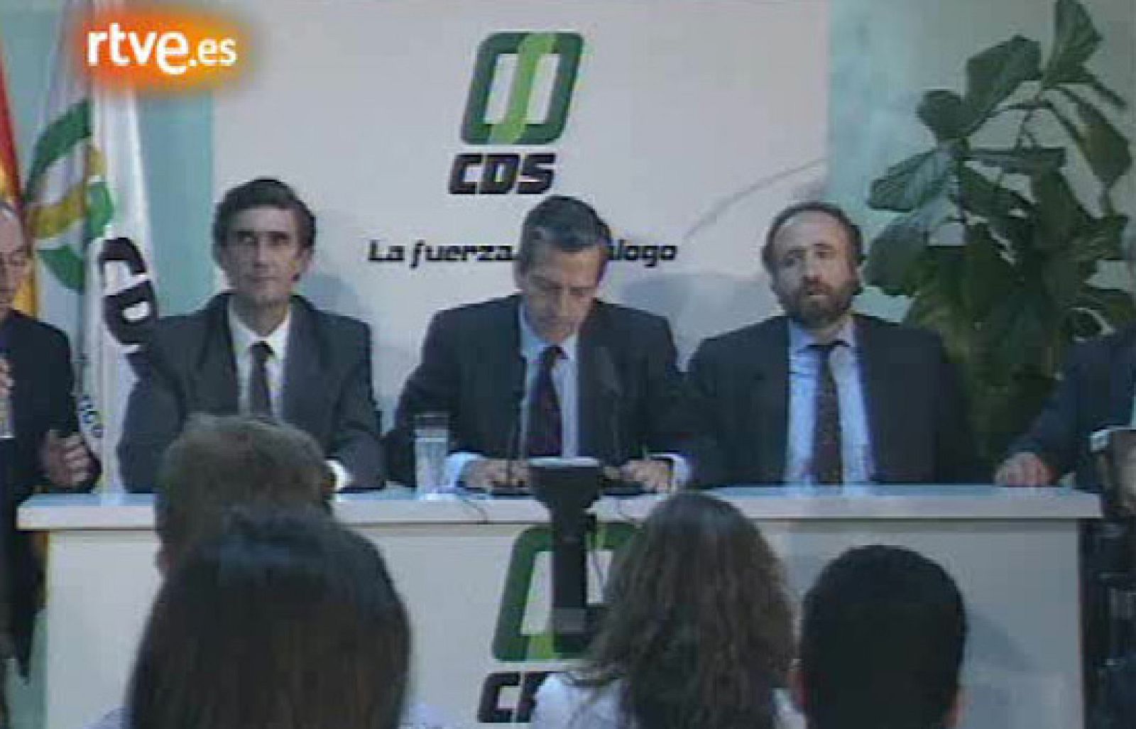 Dimisión de Adolfo Suárez como presidente del CDS (1991) - Fue noticia en el Archivo de RTVE | Ver