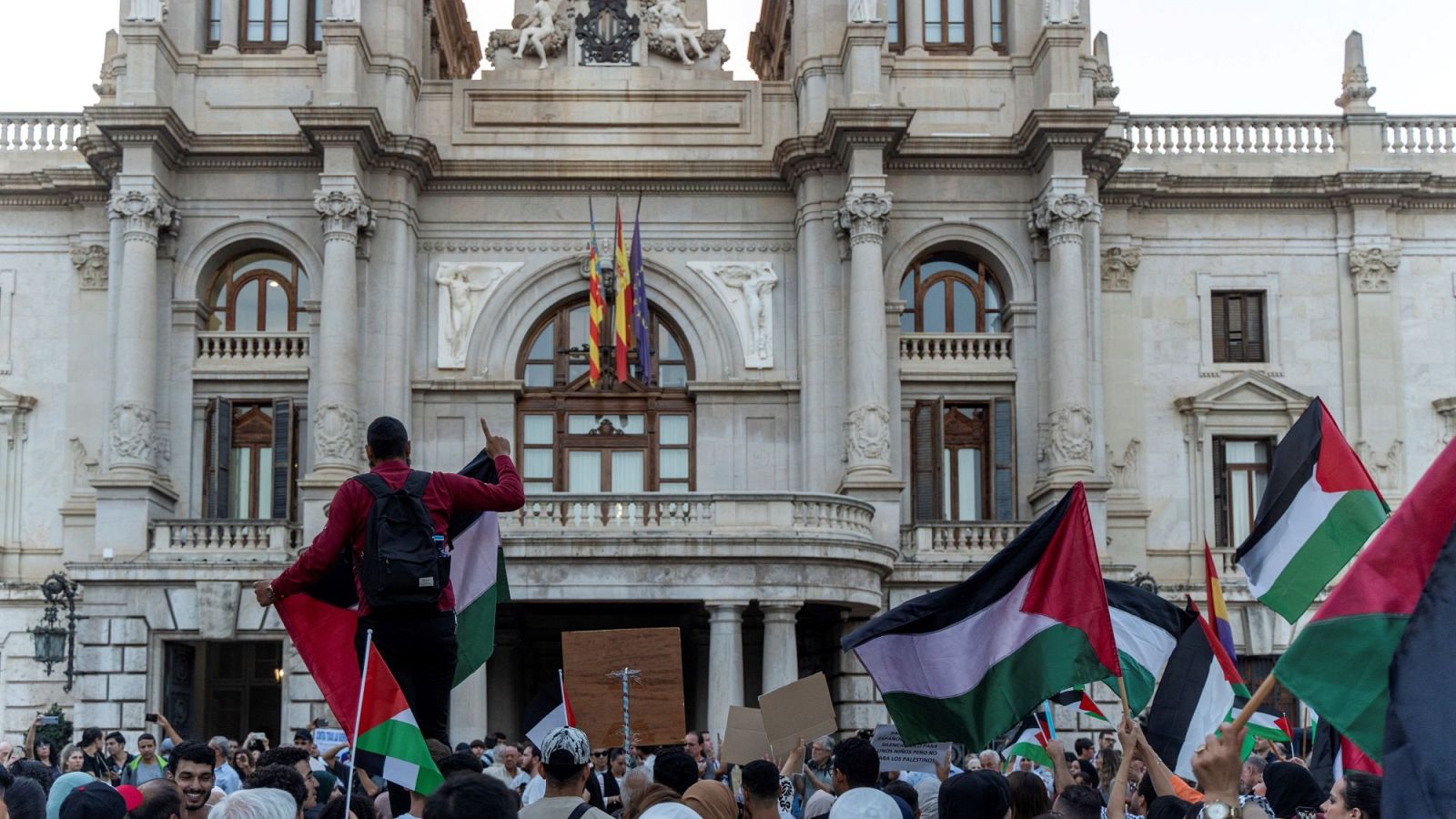 Guerra Israel-Hamas: el Valencia Basket-Maccabi, de alto riesgo - Diario 24 | Ver