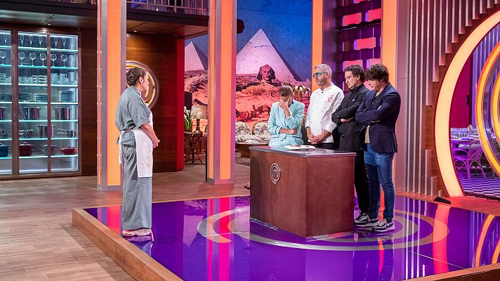 MasterChef Celebrity - ¡Toñi Moreno presenta los champiñones con tierra!