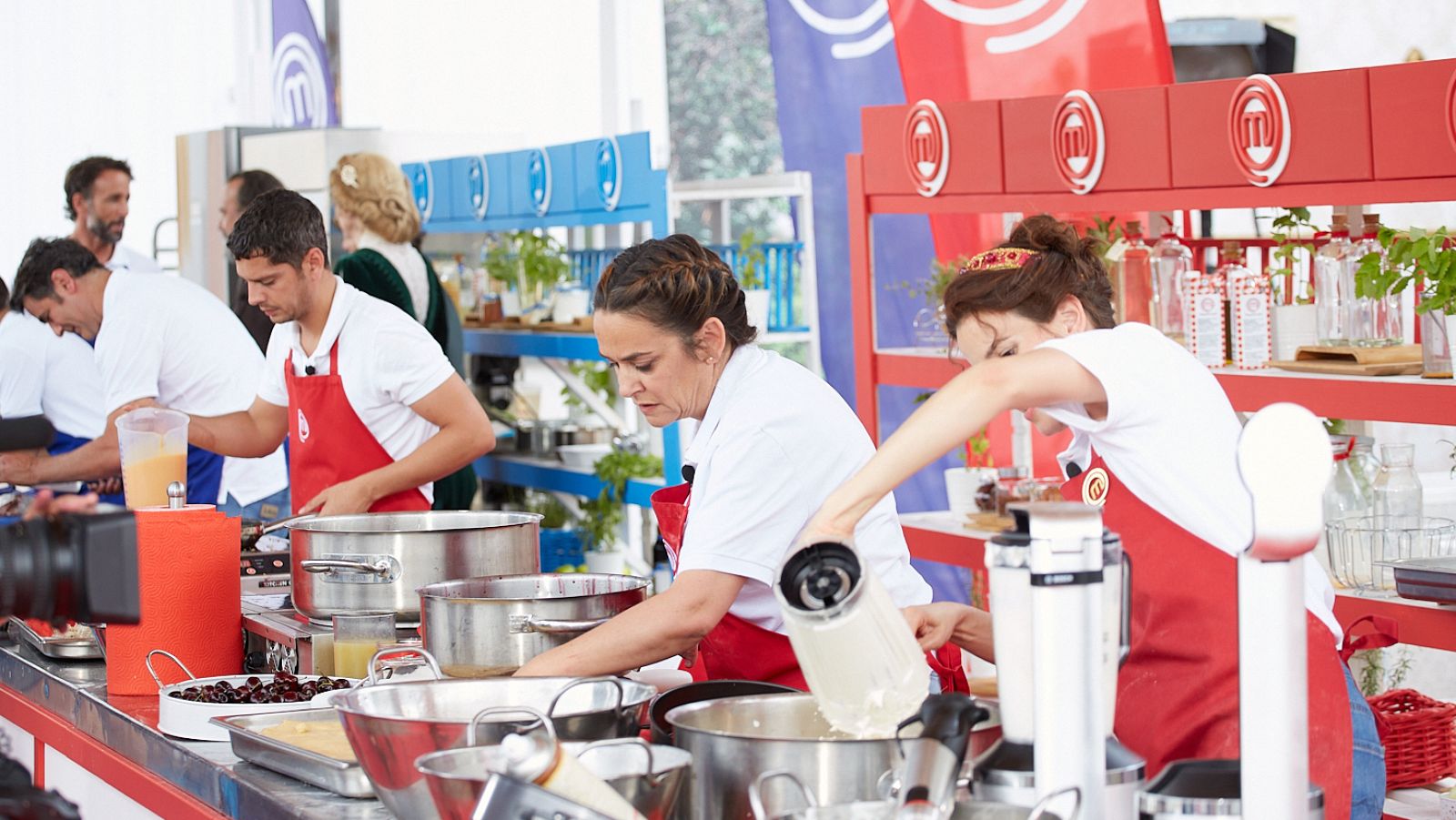 Toñi Moreno estuvo de reportera en la boda de Blanca Romero | Ver