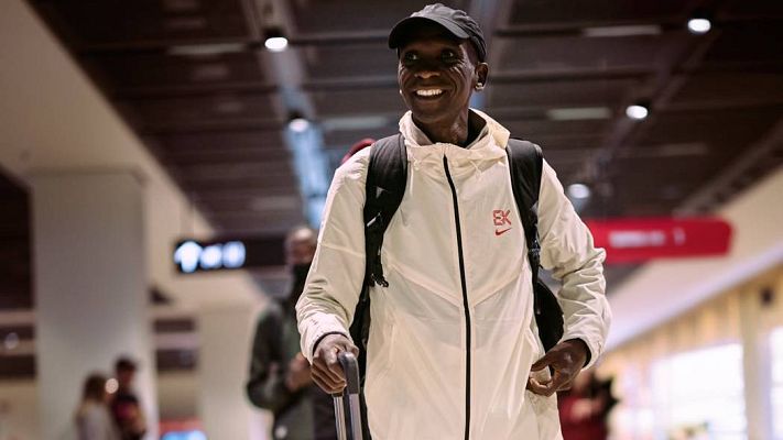 Premios Princesa de Asturias - Eliud Kipchoge llega a Oviedo para recibir el Premio Princesa de Asturias de los Deportes 2023