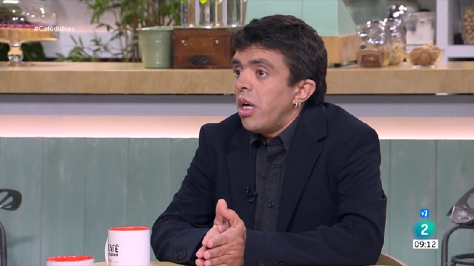 Oscar Monterde: "Hamàs torna a posar sobre la taula la qüestió palestina"