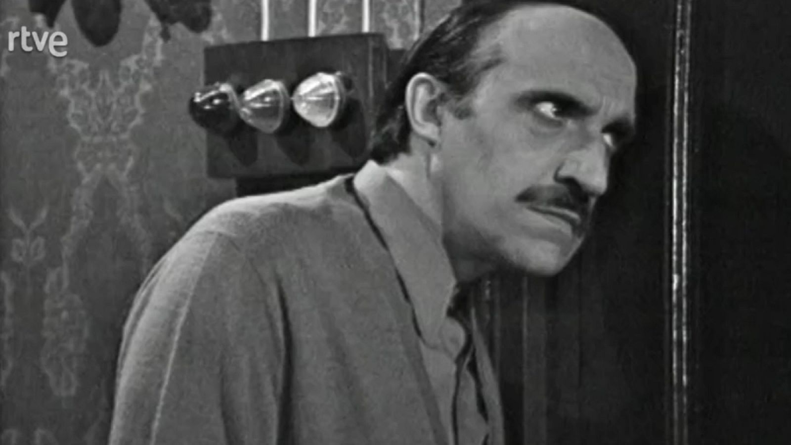 Los maniáticos - Mens sana - Los maniáticos | Ver