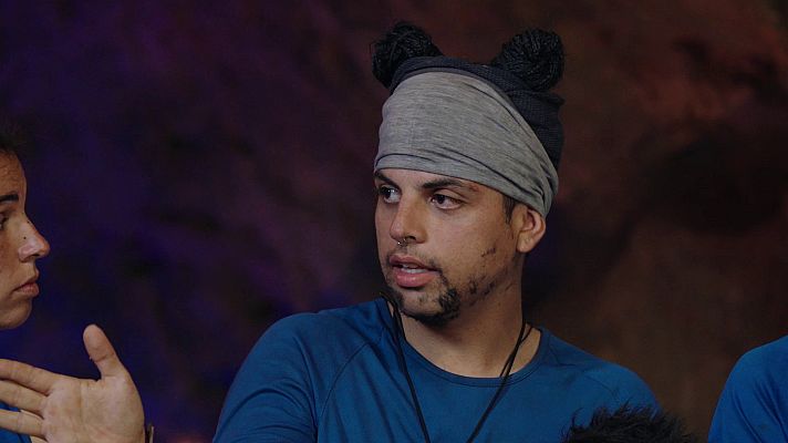 El conquistador - Keroseno contra Chase en otra tensa asamblea de los Corocote