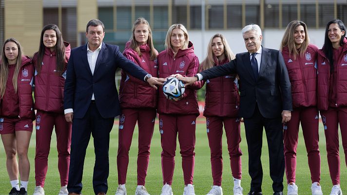 Informativo 24h - El CSD, la RFEF y las jugadoras de la Selección sientan las bases de un acuerdo histórico