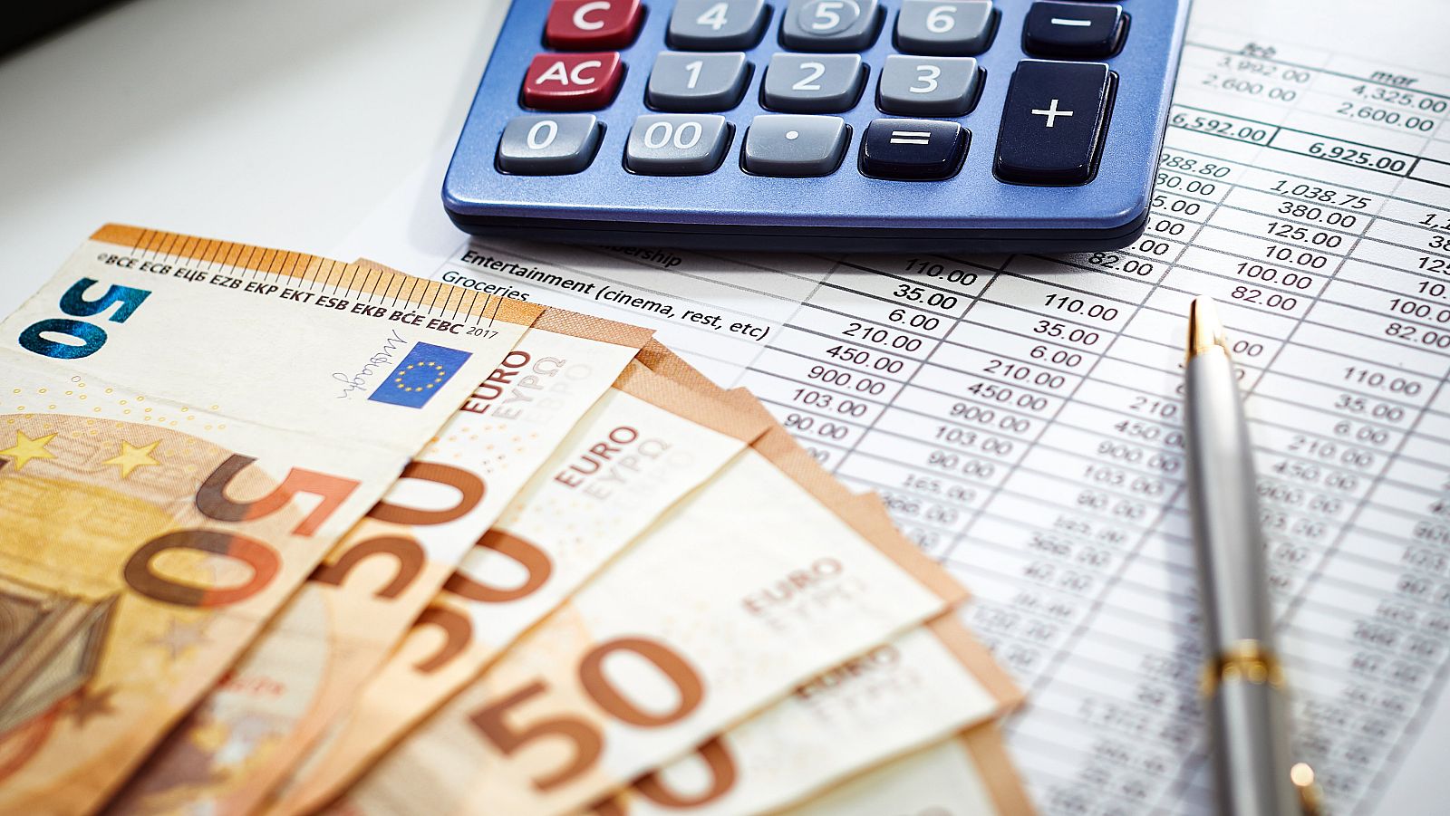 El Observatorio Fiscal de la UE propone gravar con una tasa a los ultrarricos de todo el mundo