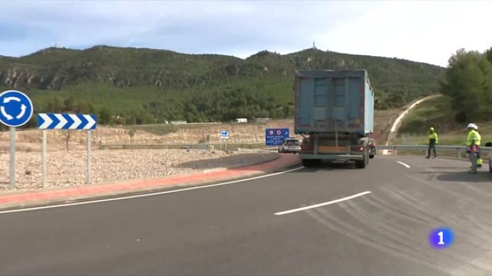 L'Informatiu - Obert el túnel del Coll de Lilla de l'A-27 després de 15 anys d'obres