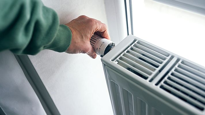 Telediario 1 - La calefacción central, al mercado libre: su tarifa regulada finaliza el 1 de enero