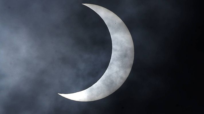 Telediario 1 - La luna es mucho más antigua de lo que creíamos: tiene cerca de 4500 millones de años de edad