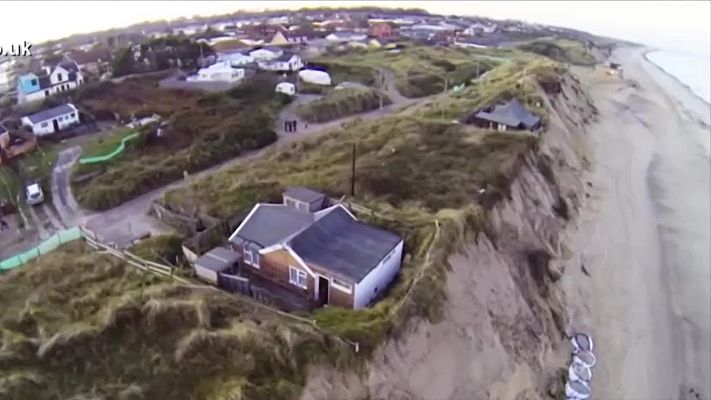 Telediario 2 - Hemsby, el pueblo costero inglés que pierde terreno frente al mar