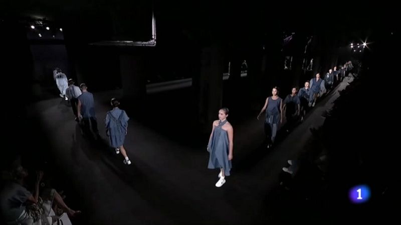 Una desfilada de roba texana reciclada dona el tret de sortida a la 080 Fashion Week
