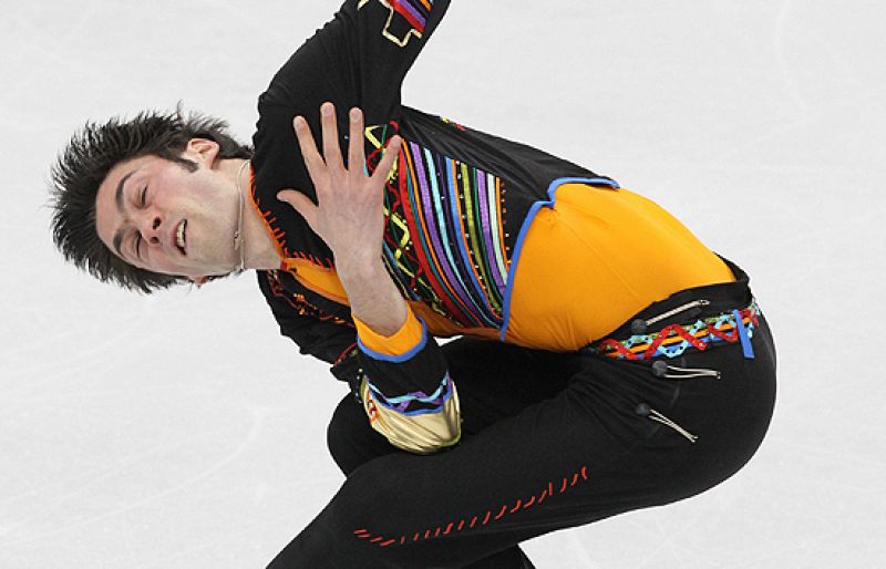 Repasa de nuevo la final de patinaje artístico masculino en la que Javier Fenrnández acabó decimocuarto, todo un logro para el patinador español (19/02/2010).