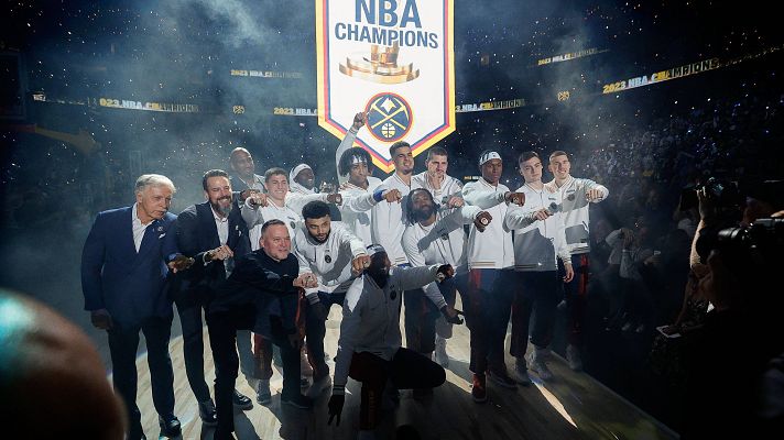 Telediario Matinal - Los Denver Nuggets estrenan el anillo de campeones con una victoria ante Lakers