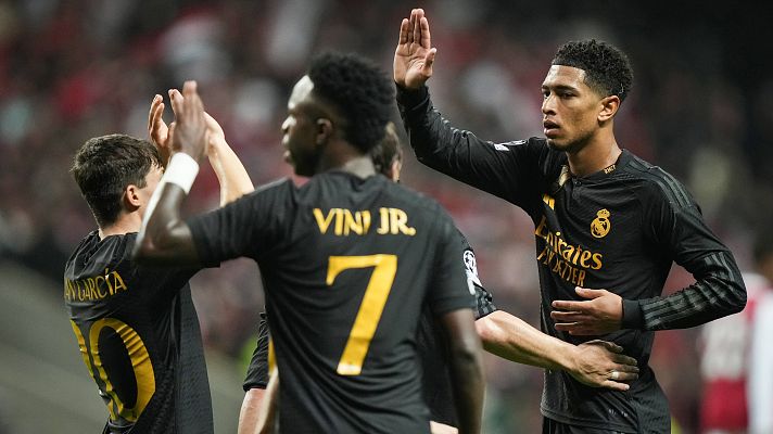 Fútbol - Vinícius y Fran García, en zona mixta del Braga, no descartan a Bellingham para el clásico