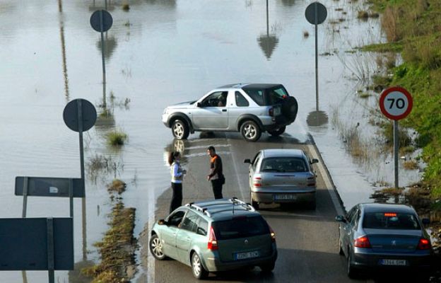 Telediario 1 - Telediario en 4' - 19/02/10