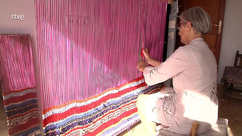 Teresa Lanceta en su estudio - Atención obras | Ver