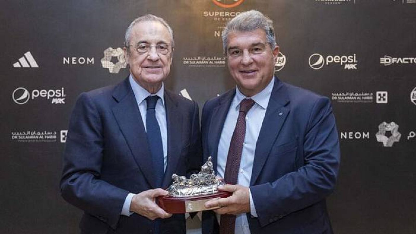 Florentino Pérez no acudirá al palco del clásico Barça-Madrid | Ver