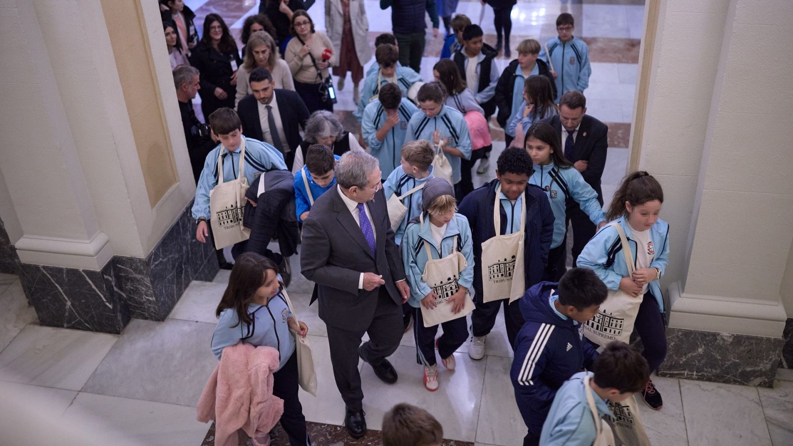 El Tribunal Supremo abre sus puertas al público: "¿Y aquí que se hace?"