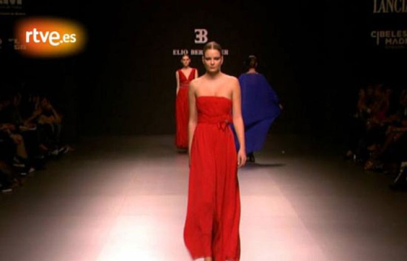 Desfile de Elio Berhanyer en la Cibeles Madrid Fashion Week