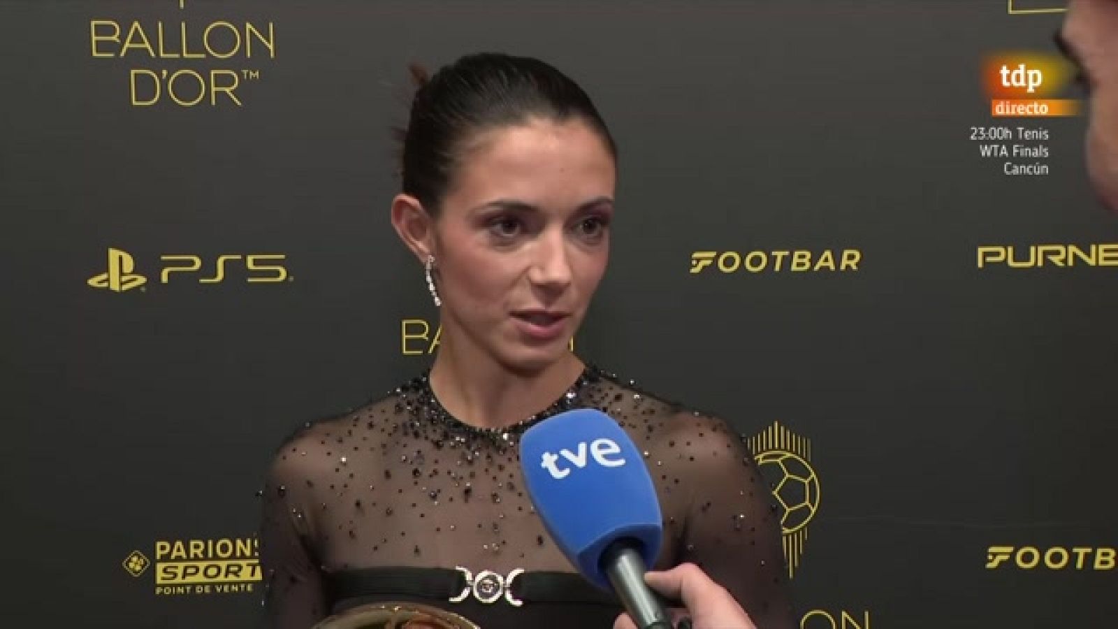 Aitana Bonmatí, a RTVE tras ganar el Balón de Oro: "Estoy en las nubes"  -- Ver ahora