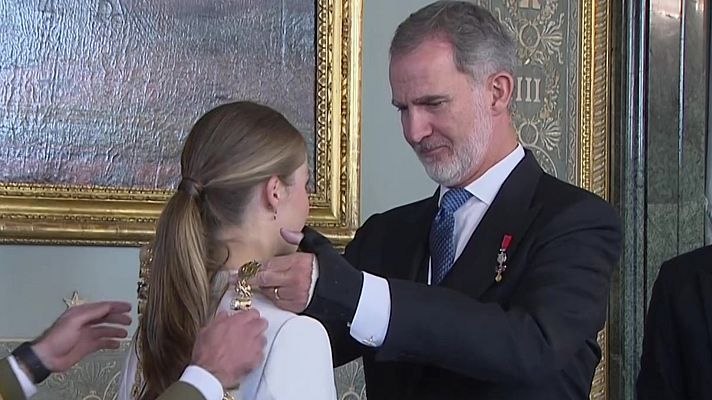  - La Princesa de Asturias recibe el Gran Collar de la Orden de Carlos III