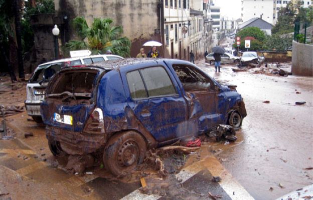  - Al menos 32 muertos en Madeira