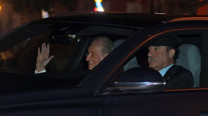 Telediario 1 - El rey emérito acude a la cena en honor a Leonor