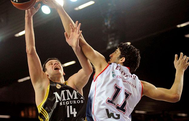 Baloncesto en RTVE - El Real Madrid arrolla al Baskonia