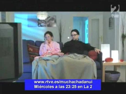 Muchachada Nui - Llamada de lo más extraña