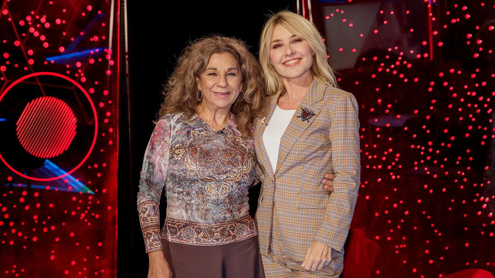 Atención obras - Lolita Flores - ver ahora