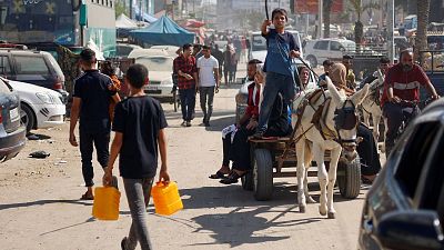 Dentro de Gaza: Sin gasolina, llenan el depósito con aceite de cocina