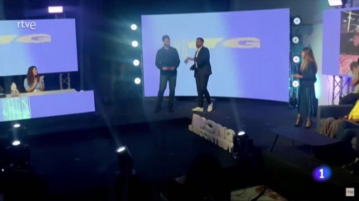 Telediario Fin de Semana - A Coruña: final del AI Song Contest