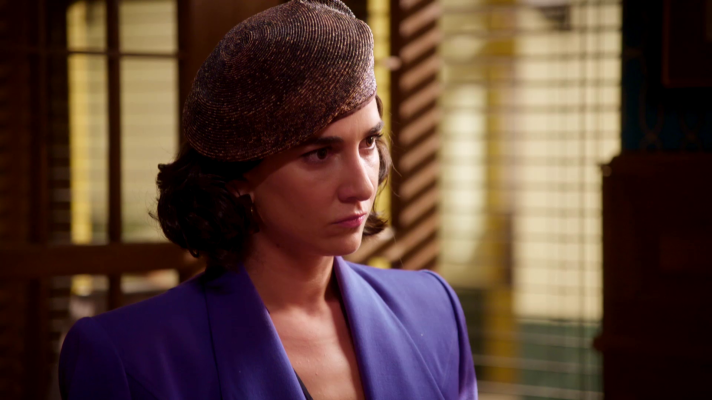 Salón de té La Moderna - Don Jaime echa a Carla de su vida