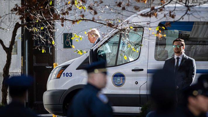 Telediario 1 - Trump declara ante el juez por una acusación de fraude