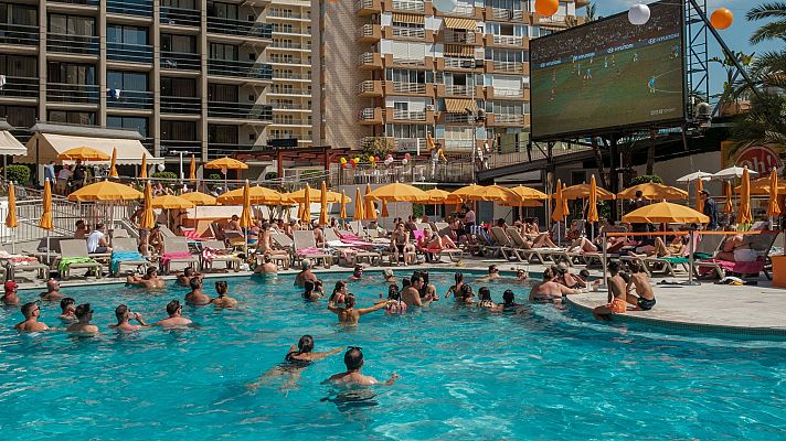 Telediario 2 - Detectado un parásito intestinal en más de 100 personas que habían viajado a España