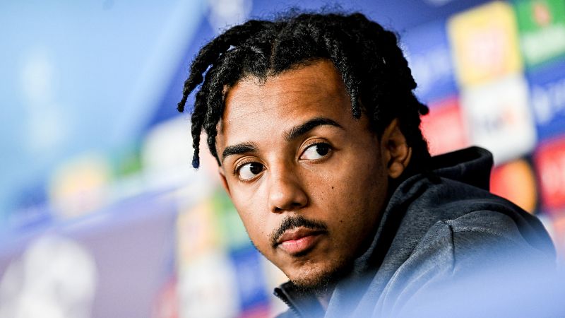 Koundé: "A lo largo de los partidos nos falta estar más concentrados defensivamente"