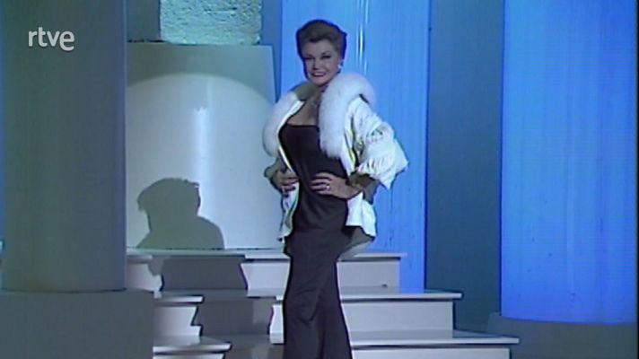 Más estrellas que en el cielo - Lina Morgan y Esther William