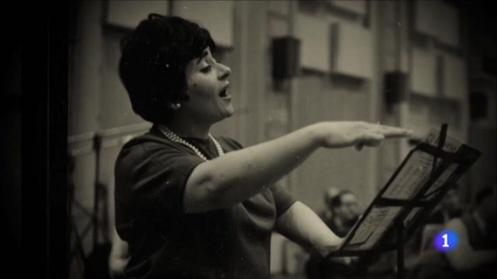 L'Informatiu - Barcelona ret homenatge a Victòria dels Àngels