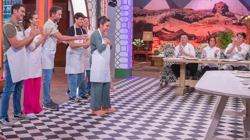 Toi triunfa con su fritura y se convierte en la mejor | Ver